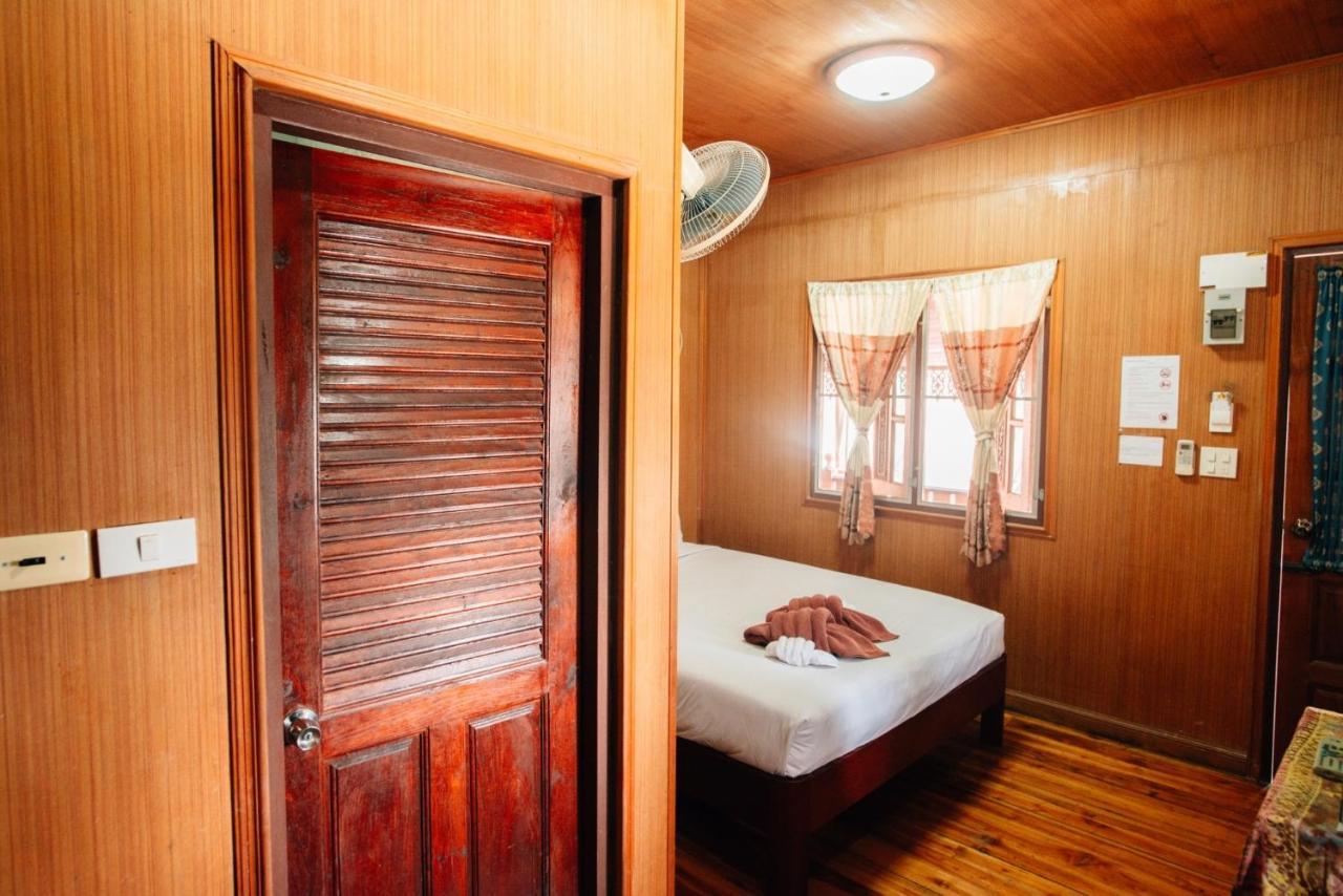 Noble Night Guesthouse Καντσαναμπούρι Εξωτερικό φωτογραφία